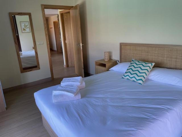 Casita Independiente Y Tres Apartamentos Con Piscina Ladeira Playa Baiona Buitenkant foto